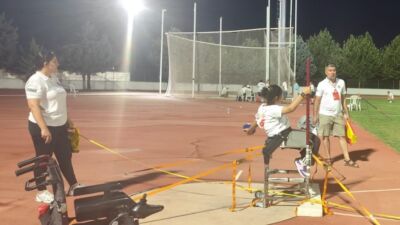 Malatyalı milli sporcu adayı Melike Beril Alçık, Diyarbakır'da düzenlenen Para