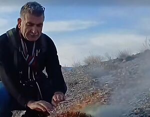 Malatya'nın Darende ilçesinde doğa fotoğrafı çekmek için çıktığı dağlık alanda
