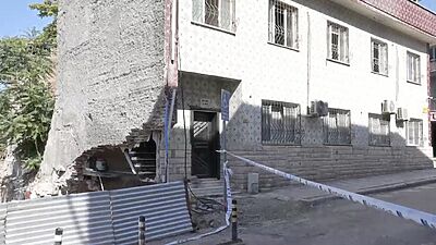 Malatya'nın Battalgazi ilçesinde 3 gün önce temel kazısı sırasında meydana