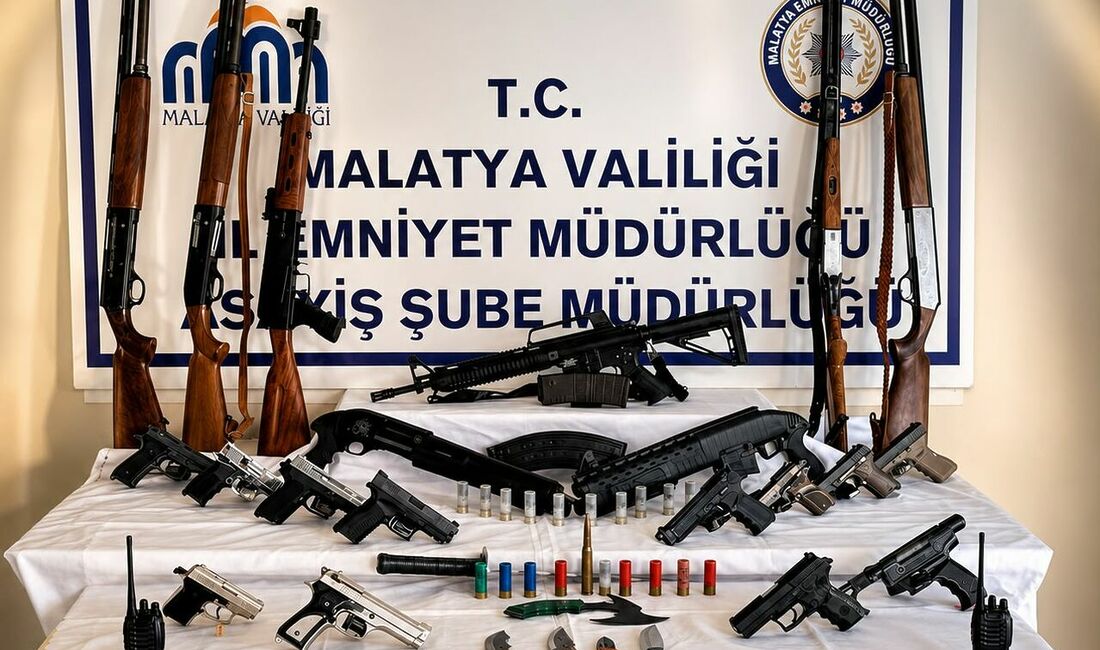 Malatya’da Silah Teşhir Eden 56 Şüpheliye Eş Zamanlı Operasyon Malatya İl Emniyet Müdürlüğü ekipleri, sosyal medya platformlarında ve kamuya