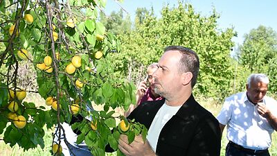 Malatya Girişimci İş İnsanları Derneği (MAGİNDER) Başkanı Salih Karademir, taban