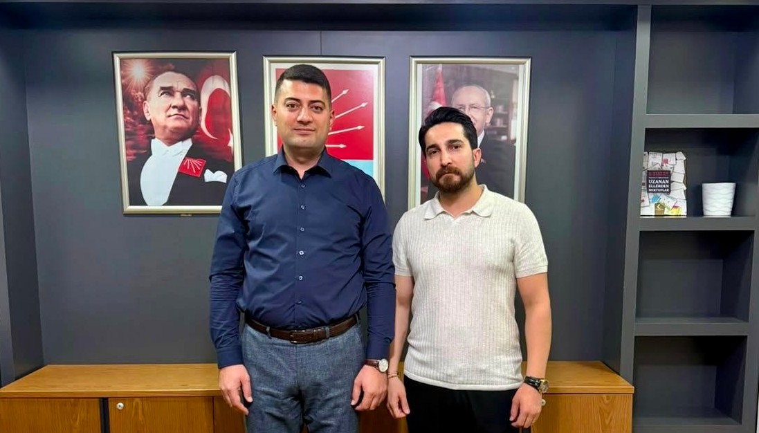 CHP Malatya’da Yeni Dönem! Battalgazi, Yeşilyurt ve Akçadağ Yönetimleri Belli Oldu CHP Malatya İl Başkanlığı’nda değişim rüzgarları esmeye devam ediyor. İlçe