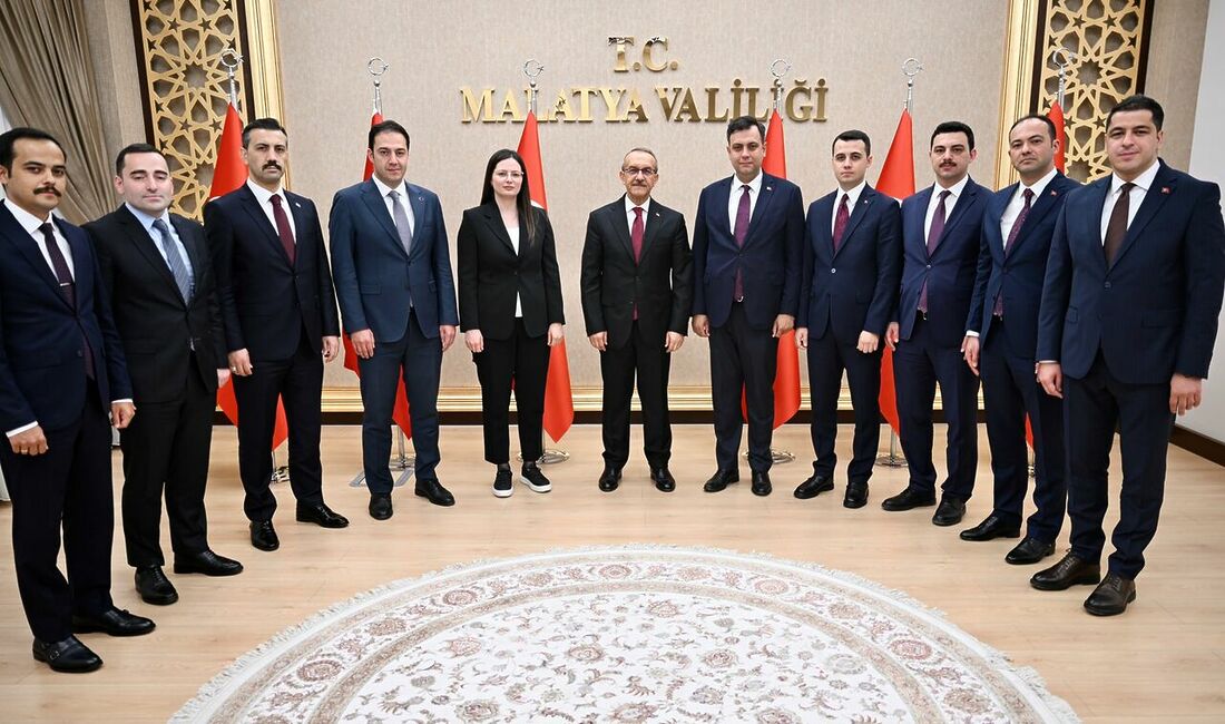 Malatya’da Yeni Vali Yardımcıları ve Kaymakamlar Görevlerine Başladı Cumhurbaşkanlığı Mülki İdare Amirleri Atama Kararnamesi ile Malatya'ya atanan vali