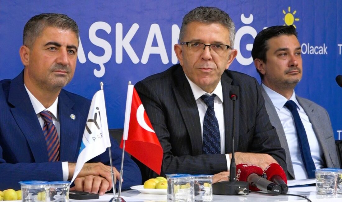 İYİ Parti Malatya’da Gövde Gösterisi Yaptı! Yasin Öztürk’ten Sert Mesajlar İYİ Parti Teşkilatlardan Sorumlu Genel Başkan Yardımcısı Yasin Öztürk, Malatya’da